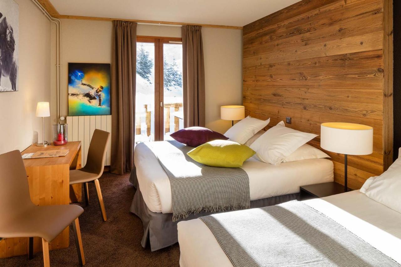 Hillary Hotel